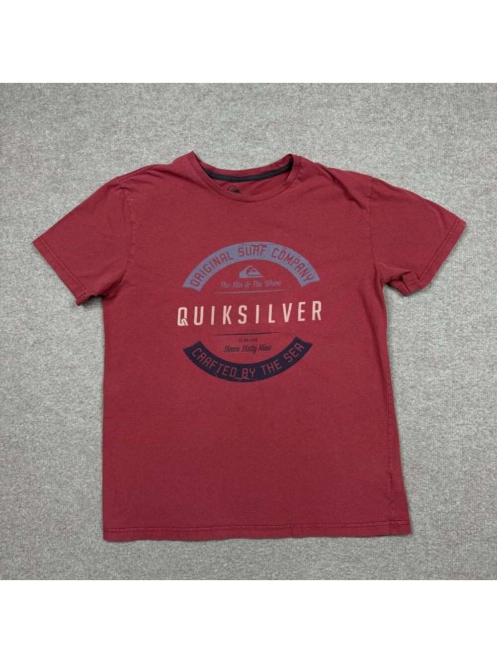 Quiksilver Graphic T Shirt Size M Red Short Sleeve Crew Neck Surfing Surfer Tee - Picture 1 of 5
